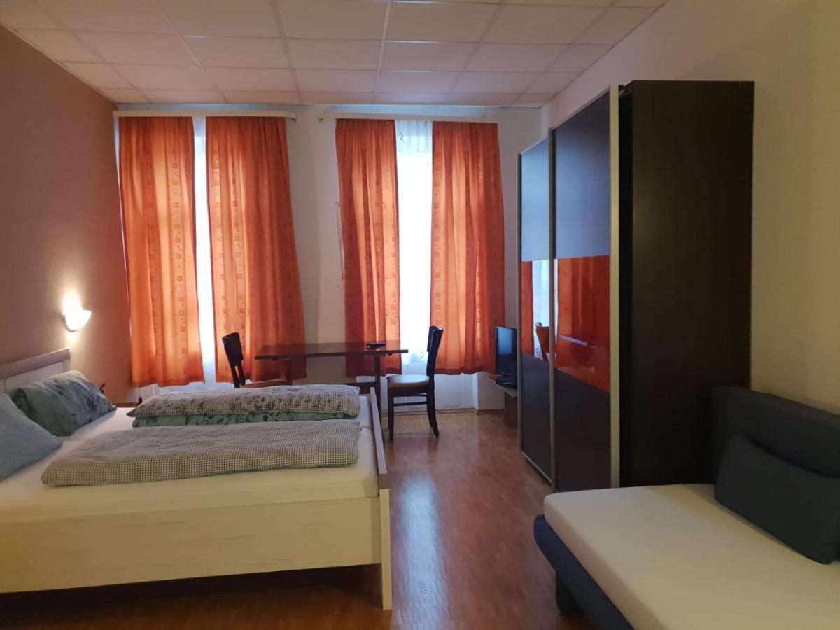 Trang Hotel 拉施塔特 外观 照片