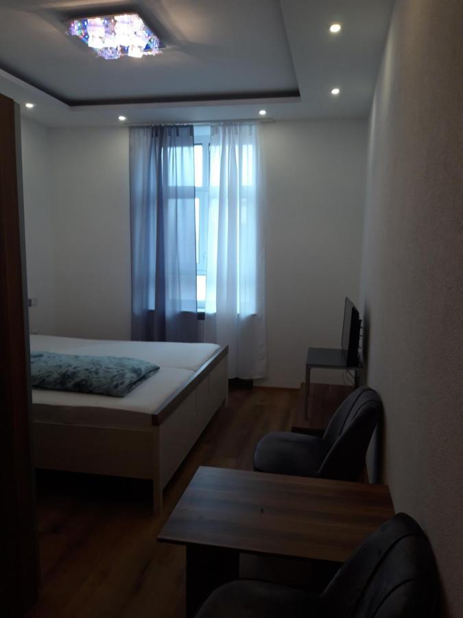 Trang Hotel 拉施塔特 外观 照片