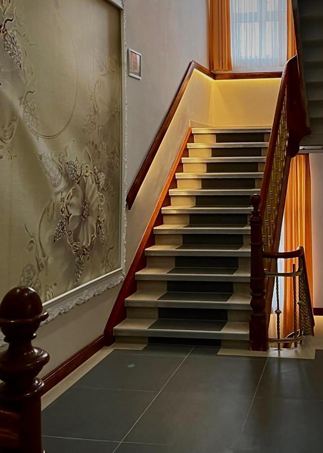 Trang Hotel 拉施塔特 外观 照片